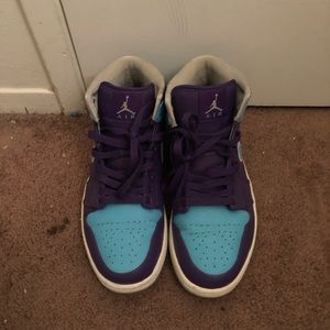 Nike Air Jordan Retro 1 Mid